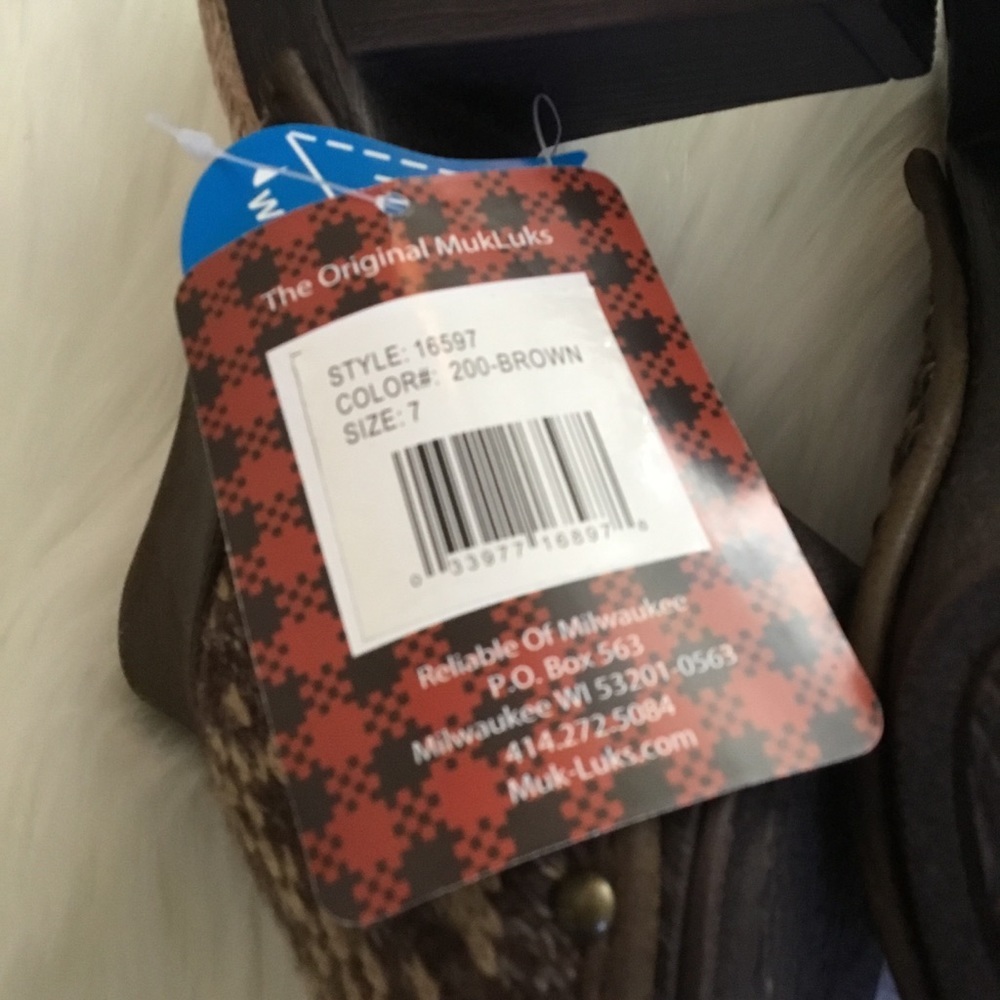 Muk Luks Kameryn Heeled Clogs - Picture 8 of 8
